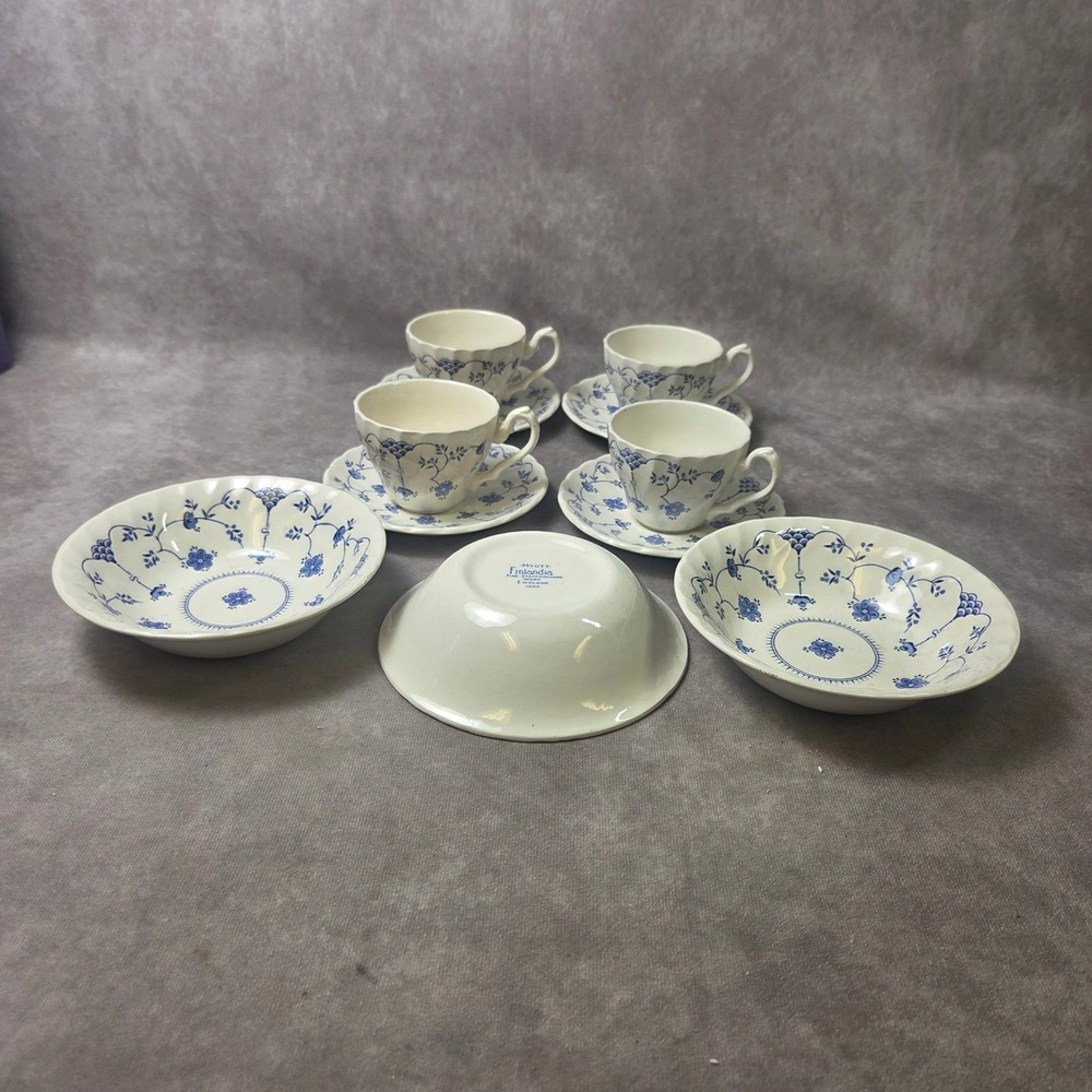 Myott Finlandia Fine Staffordshire Ware Blue White Tea Cups Saucers Bowls 11pc
